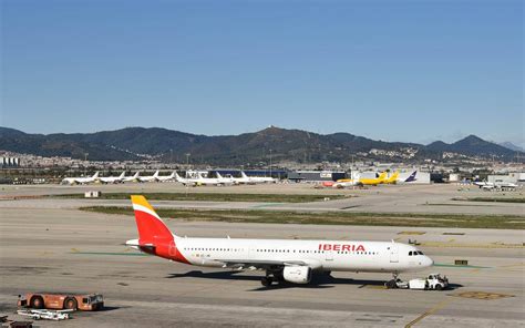 Girona Airport to Barcelona City Centre Options Fast (2023)