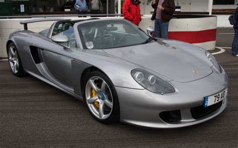 File:Porsche Carrera GT - Goodwood Breakfast Club (July 2008).jpg