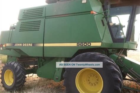 1998 John Deere 9600 Combine