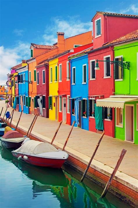 Colorful Homes In Italy - Miinullekko