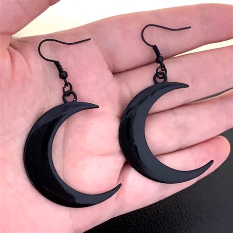 Crescent-earrings-mysterious-gothic-jewelry-moon-witch-celtic-pagan-viken-moon-god-moon-phase ...