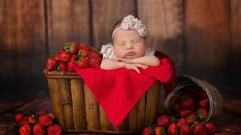 THE CUTEST NEWBORN PHOTOSHOOT - YouTube