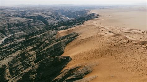 Don't Look Back - The Rhino Run Story (Video) - BIKEPACKING.com