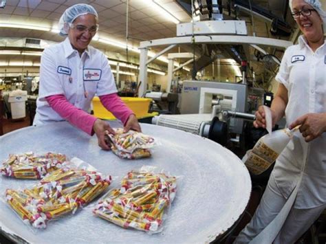 Atkinson Candy Company in Texas Has Made Candy for More Than 80 Years ...