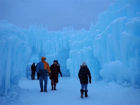 Little Hiccups: Ice Castles: Day and Night