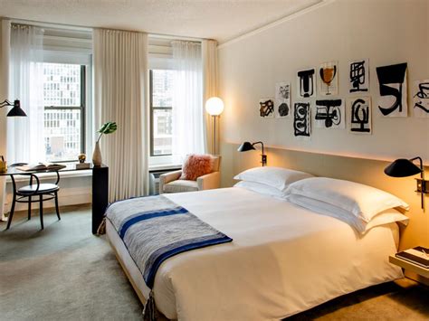 The 9 Best Budget Chicago Hotels to Stay in - Tripdolist.com