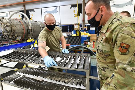 56th Fighter Wing Commander visits active association Airmen at Kingsley Field > 173rd Fighter ...