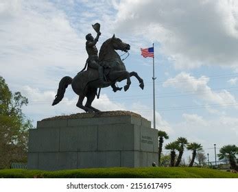 10,326 Statue Of Horse And Man Images, Stock Photos & Vectors | Shutterstock