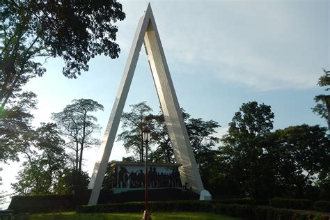 Bataan Death March Memorial - Capas - TracesOfWar.com