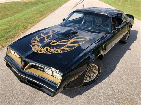 Pontiac Firebird - Autoshippers Blog