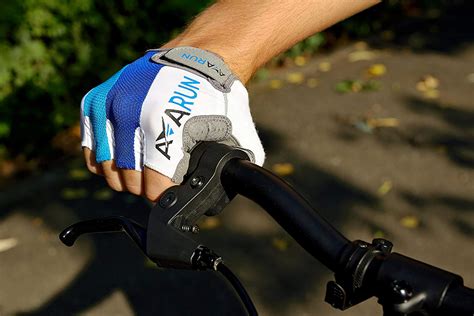 Buy Avarun - Bike Gloves with resistant GEL PADS for mountain biking ...