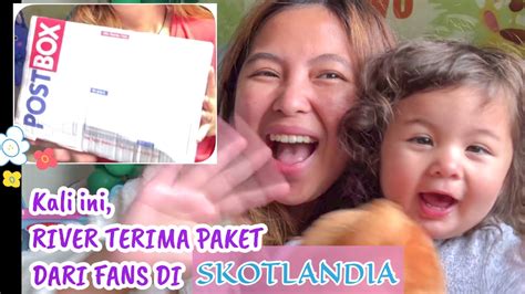 FANS DARI SCOTLAND KIRIM HADIAH UNTUK RIVER - YouTube