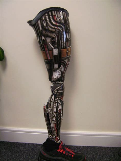 Pin by Craig Thompson on Art | Prosthetic leg, Biomechanical tattoo ...