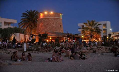 Kumharas | Ibiza Restaurant Guide | Ibiza españa, Ibiza, Viajes