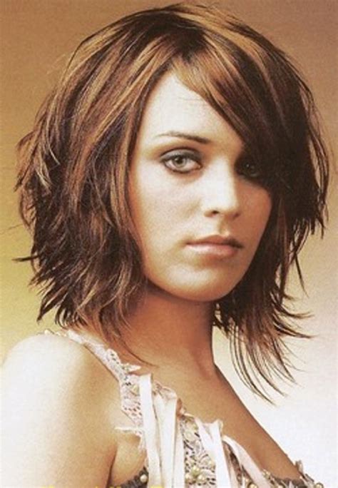 33+ Medium Short Layered Haircut, Amazing Concept!