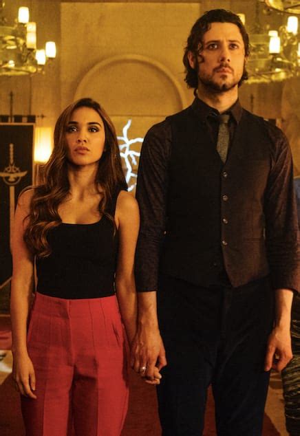 Margo and Eliot holding hands - The Magicians Season 5 Episode 11 - TV Fanatic