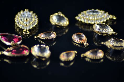 Jewelry Buying Guide: All about the Different Types of Jewelry Metals - The Saloon Seattle ...