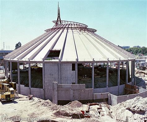 Space Mountain history and photos | Walt's Apartment