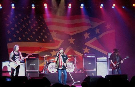 The 10 Best Lynyrd Skynyrd Songs That Everyone Should Know | Revised 2024