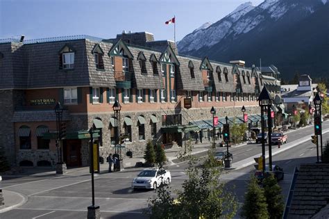 Mount Royal Hotel - 16 Photos & 17 Reviews - Hotels - 138 Banff Avenue, Banff, AB - Phone Number ...