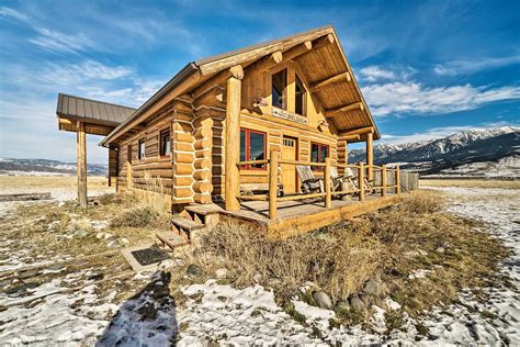 10-Acre Yellowstone Cabin w/Stunning Mtn View - Livingston, MT | Evolve