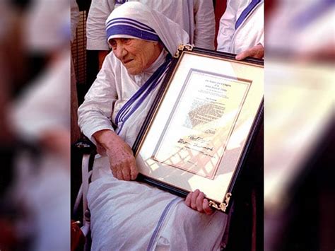 Canonization ceremony of Mother Teresa at St. Peter's Square: Photos ...