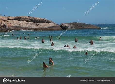 Rio Janeiro Brazil 2023 Movement Beach Movement Bathers Copacabana ...