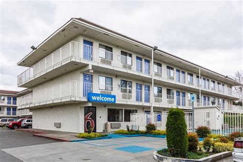 MOTEL 6 KIRKLAND, WA - NORTH KIRKLAND - Updated 2024 Prices & Reviews