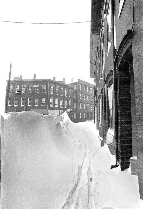 Beacon Street, Blizzard of '78 - Digital Commonwealth