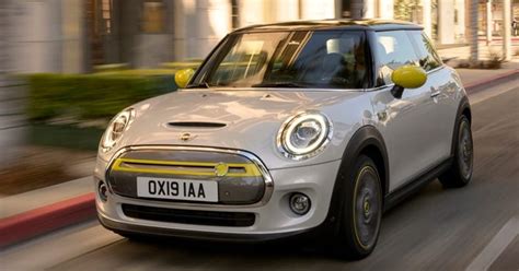 All-Electric MINI Cooper Finally Gets a Release Date and Price