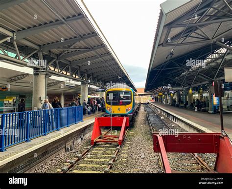 Transpennine Express train at Manchester airport train station Stock Photo - Alamy