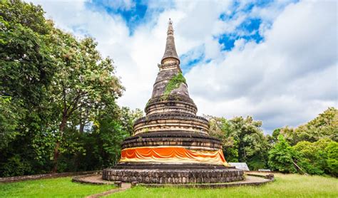 Wat Umong Suan Phutthatham - Aleenta Retreat Chiang Mai