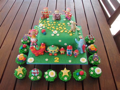 Mossy's masterpiece - In The Night Garden Cake with the Ni… | Flickr