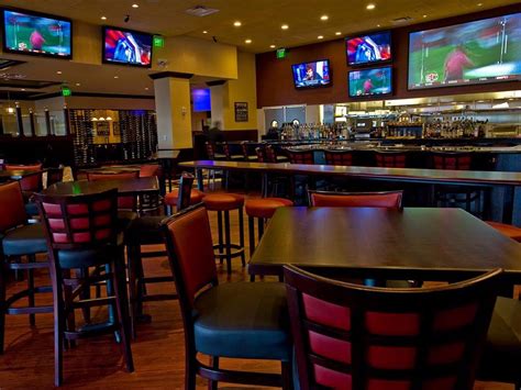 America's most upscale sports bars - Business Insider