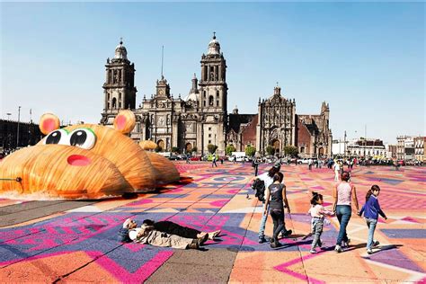 Coloured Zocalo - 100architects