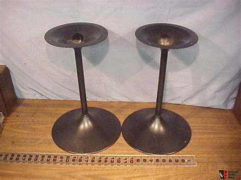 Bose 901 Series Trumpet-shaped Speaker Stands Photo #226493 - Canuck Audio Mart