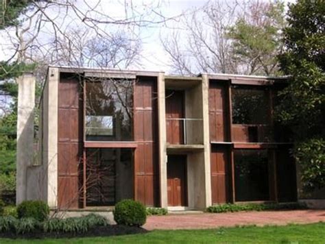 House Facade Wood Plaster MODERN HOUSE II: LOUIS KAHN’S ESHERICK HOUSE ...