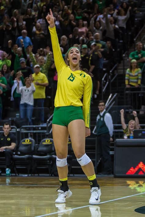 PHOTO GALLERY: Oregon Ducks Volleyball vs. Colorado | KVAL