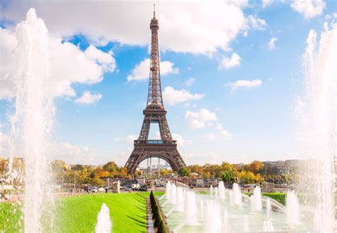 20 Places To Go For The Best Views of The Eiffel Tower (+ A Free Map to Find Them) - Dreams in Paris