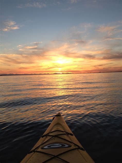 Pin by Samantha Hendy on More Than a Feeling | Travel photography, Sunset, Kayaking