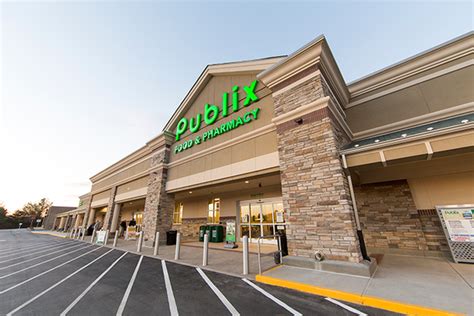 Publix Supermarket Special Hours for Seniors and First Responders