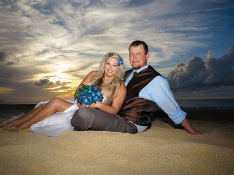 Free Images : woman, romance, hawaii, wedding, ceremony, photograph, packages, photo shoot ...