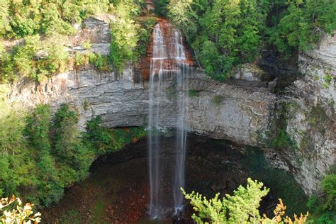 9 of the Best Waterfalls in Tennessee - Flavorverse