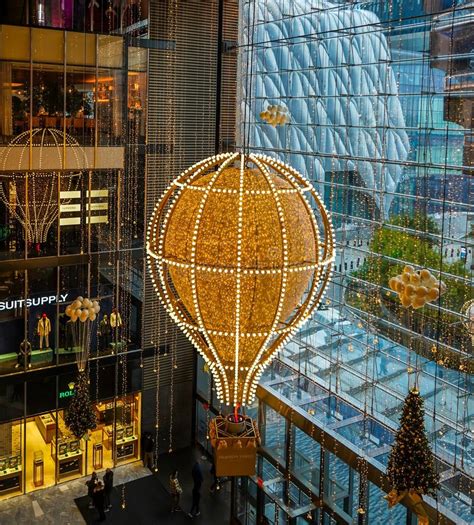 The Hudson Yards Shopping Mall Decorated for Holidays Season in New York Editorial Photography ...