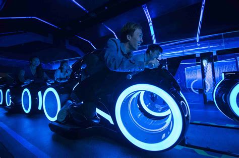 Tron Roller Coaster - Review of Shanghai Disneyland Ride