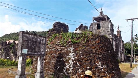 Capul Church and Municipal Hall