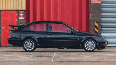 1987 Ford Sierra Cosworth sets new world record as it sells for nearly ...