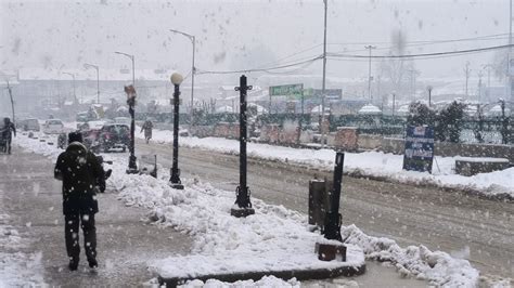 MeT forecasts light snowfall in Kashmir in 24 hours