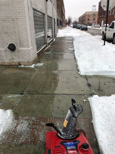 Snow Removal Sidewalk Safety Tips | Snow Pushers — Chicago