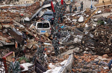 PHOTOS: Earthquake in China Kills At Least 589 | TIME